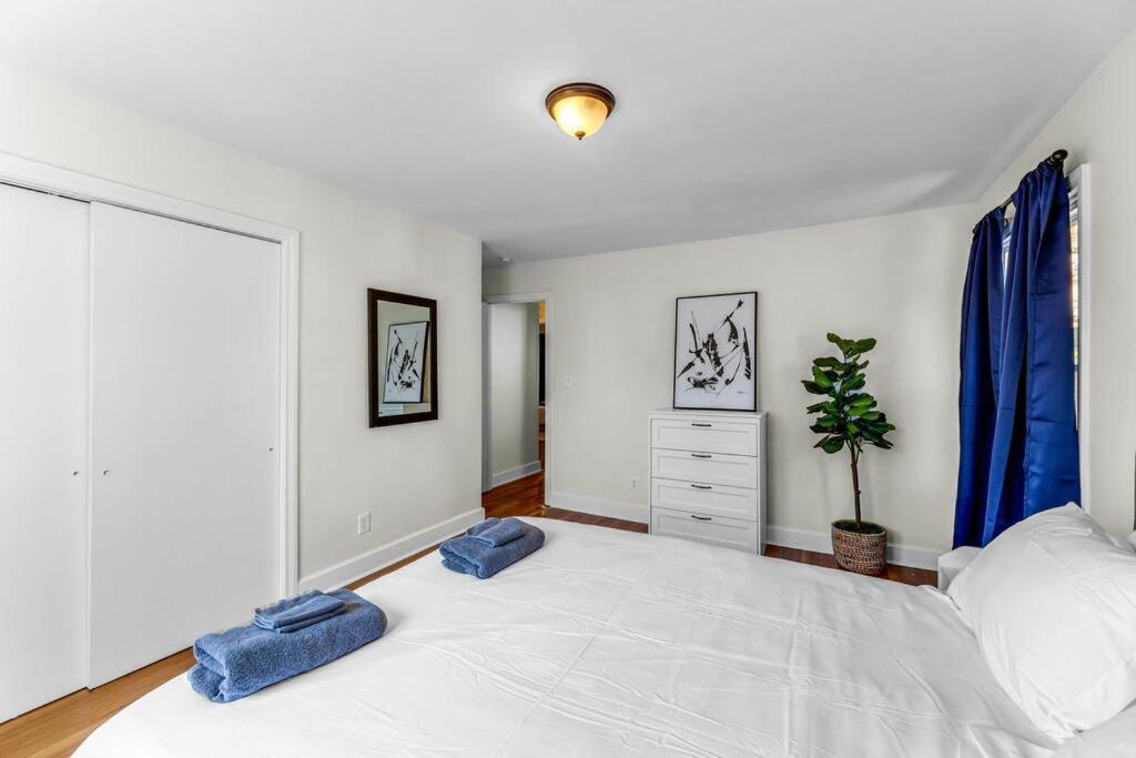 Villa Fully Renovated 4 Bed Buena Vista House Near Wfu Winston-Salem Esterno foto